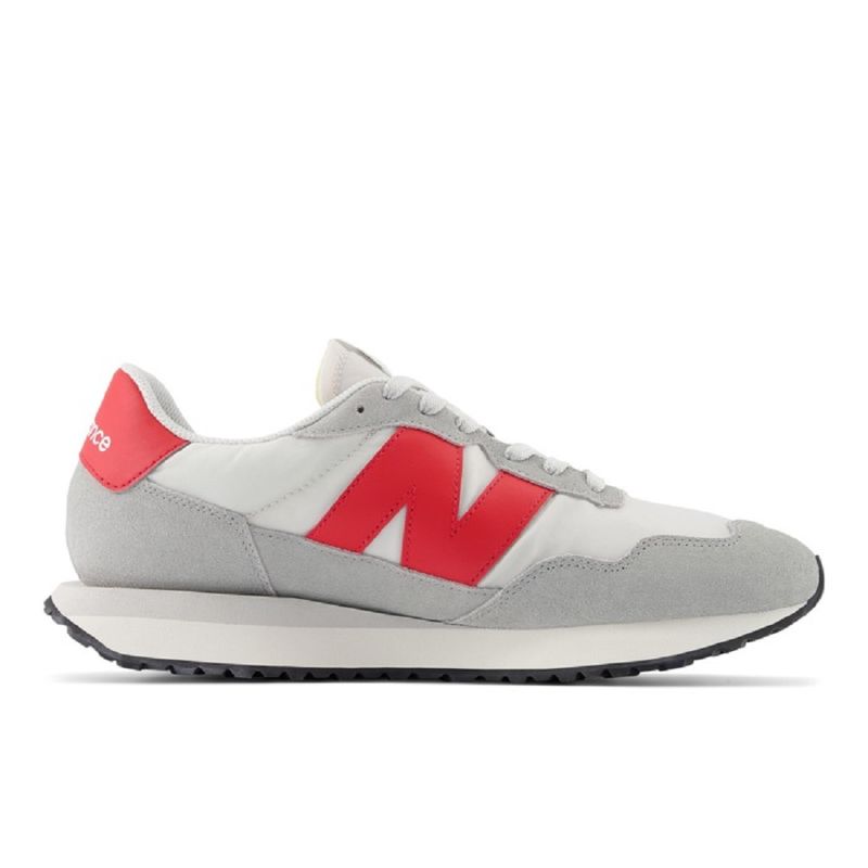 New balance liquidacion best sale